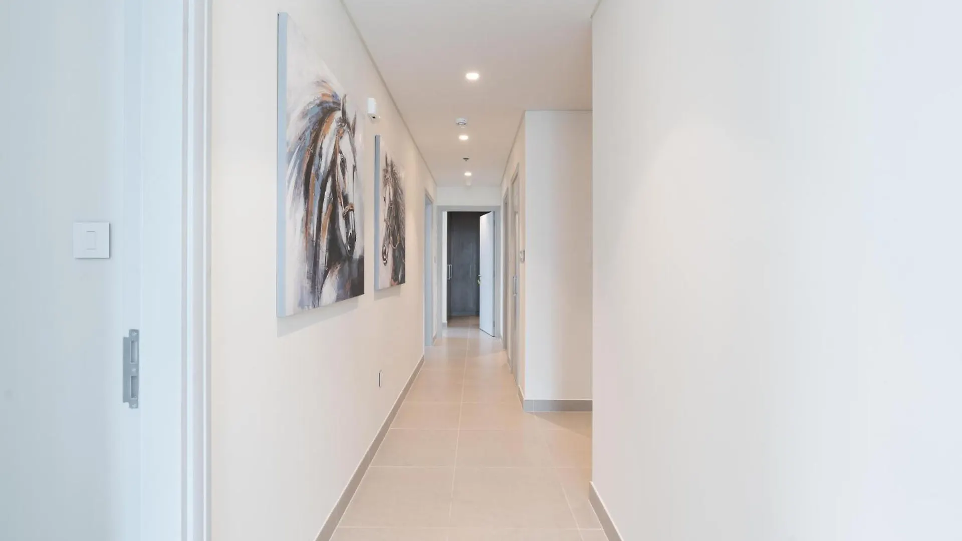 アパート Forte Tower 1 With Burj Khalifa View - Vigor Vacation Homes ドバイ