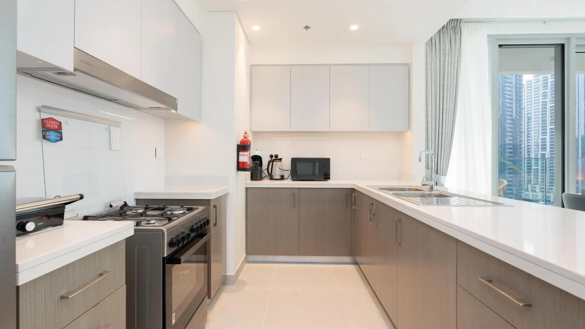 Forte Tower 1 With Burj Khalifa View - Vigor Vacation Homes ドバイ